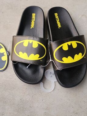 Batman Black and Yellow Kids Slide Sandals